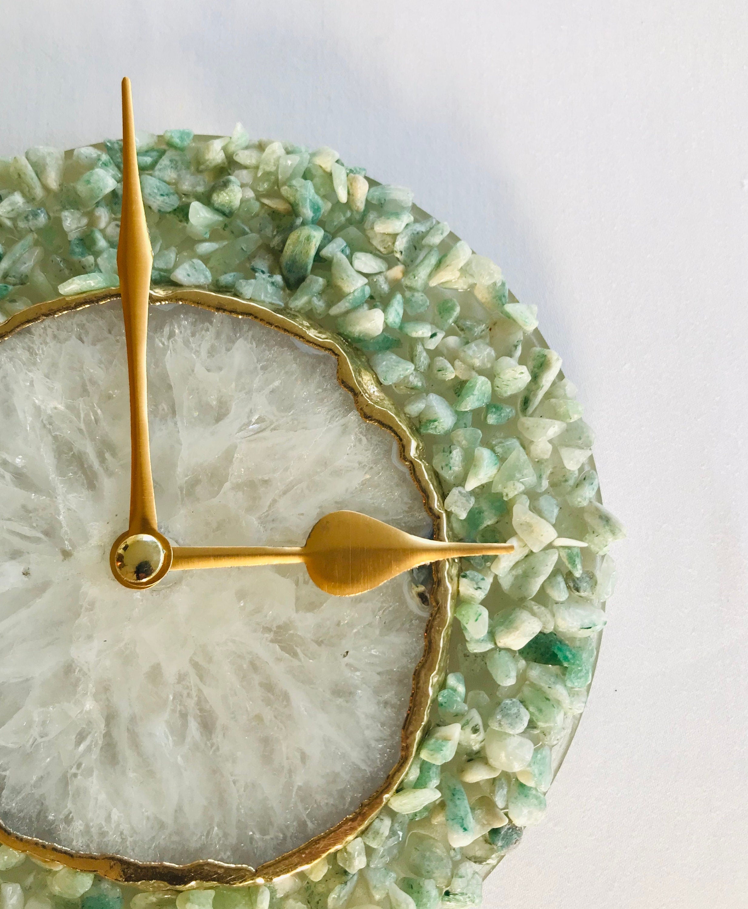 6" Diameter Light Green Crystal With White Agate Wall Clock-1