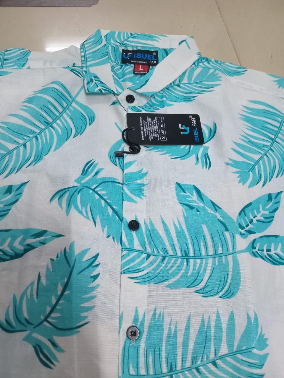 Men's Printed Half Sleeves Regular Collar Casual Shirt White & Light Green